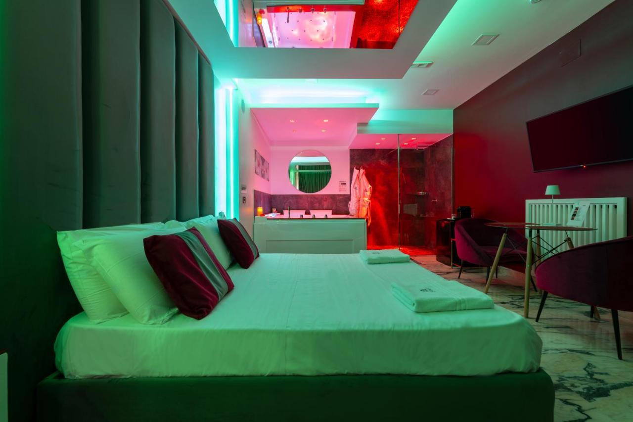 פוזולי Hotel Ibisco Suites & Relax מראה חיצוני תמונה
