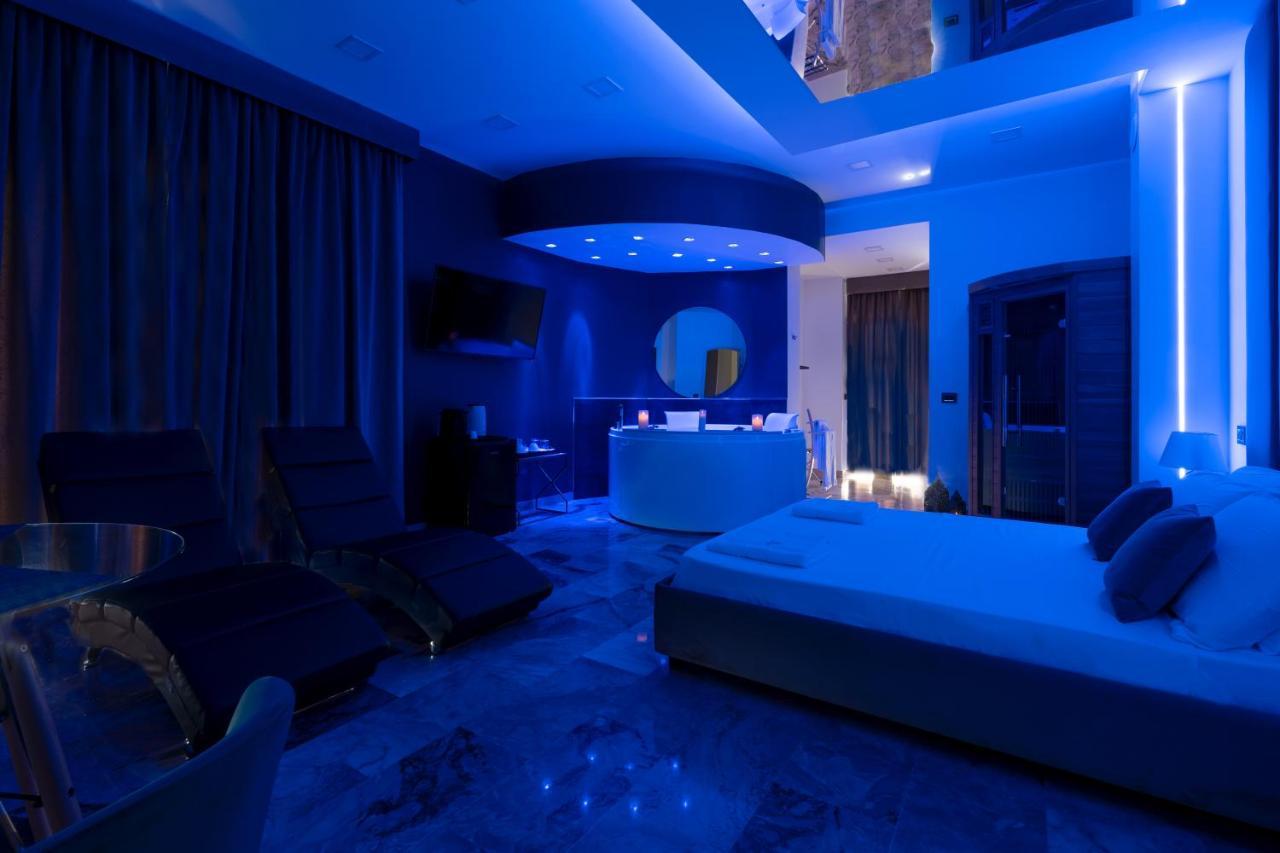 פוזולי Hotel Ibisco Suites & Relax מראה חיצוני תמונה